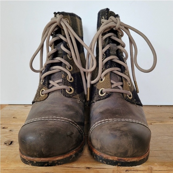 Sorel PDX Wedge Olive Green Buffalo Plaid Lace Up Boot - Picture 3 of 15